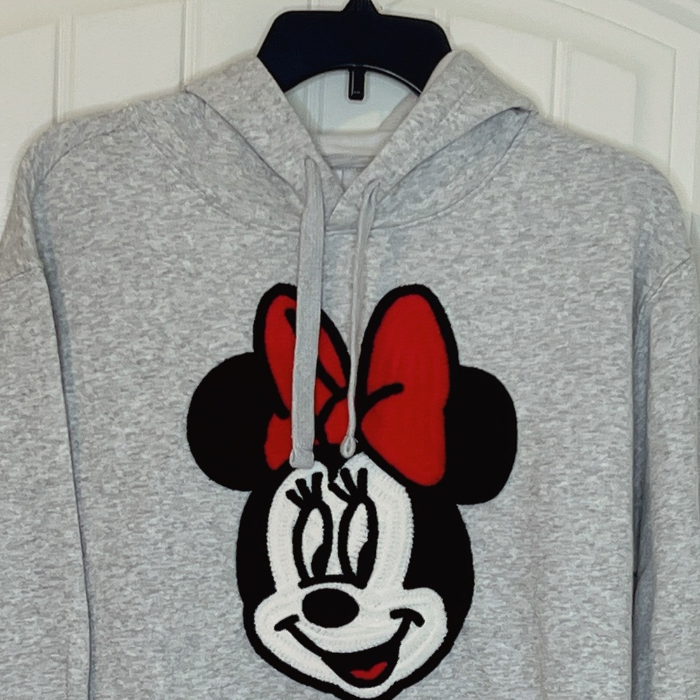 NWT Disney Minnie Mouse Licensed Hoodie Crochet Patch Sweatshirt Heather Grey L - Picture 5 of 6